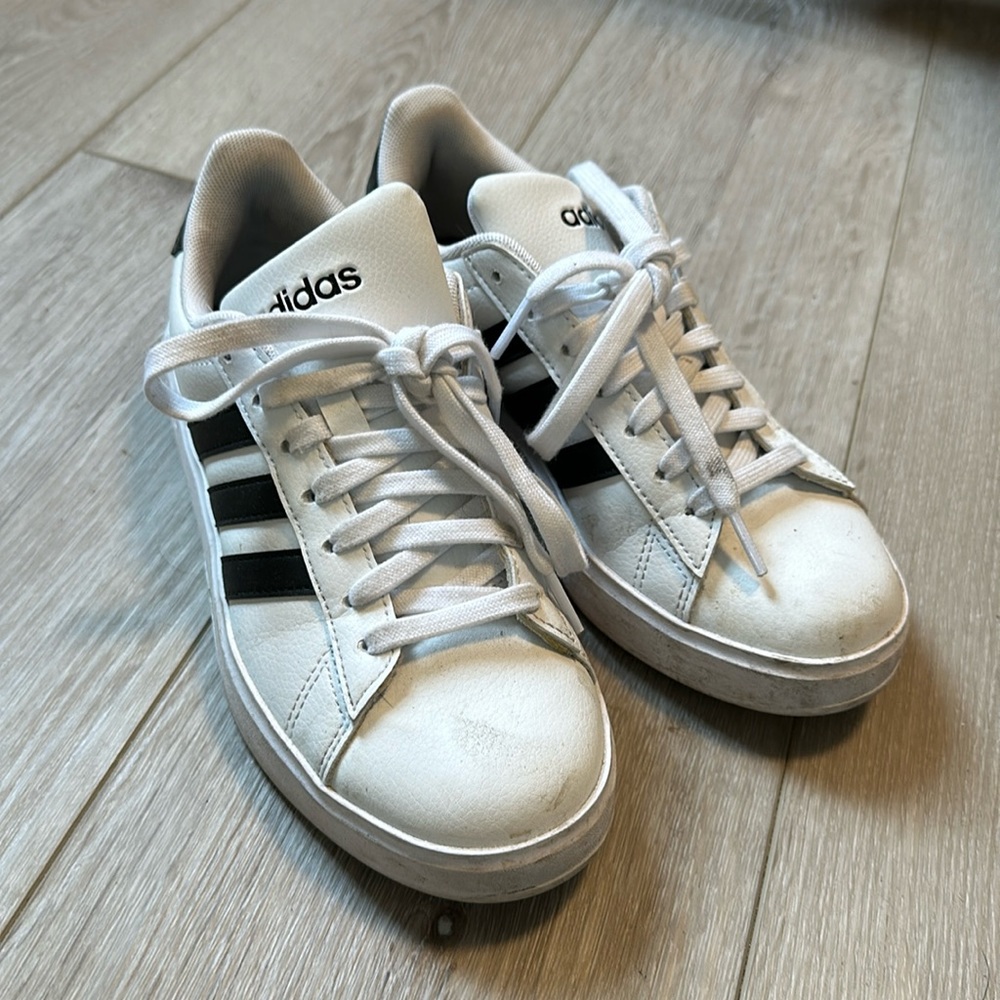 Adidas GRAND COURT CLOUDFOAM LIFESTYLE COURT COMFORT SHOES